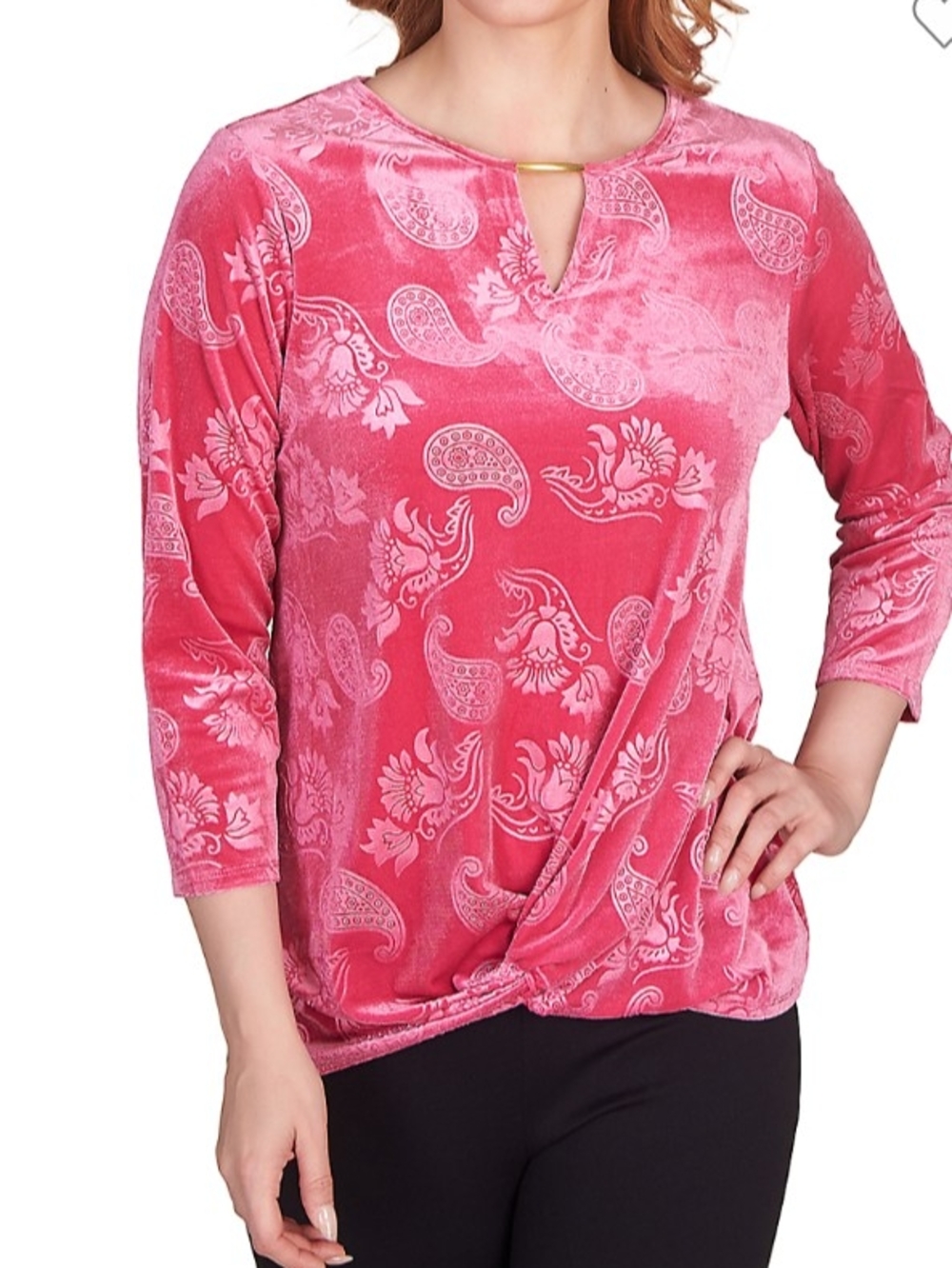 Women’s Pink Paisley Embossed Velour Top With Twisted Front Hem